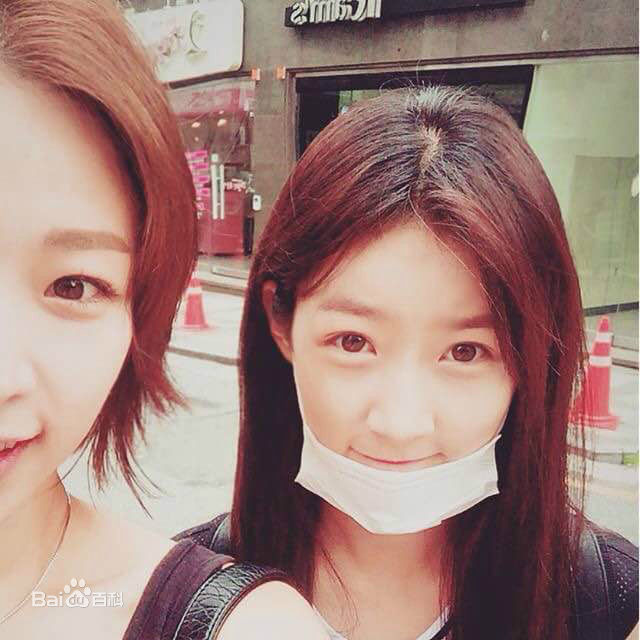 金赛纶(/Kim Sae ron)生活壁纸壁纸