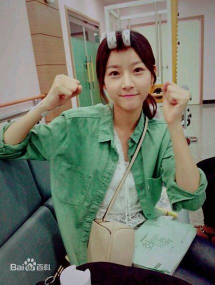 金赛纶(/Kim Sae ron)生活壁纸壁纸