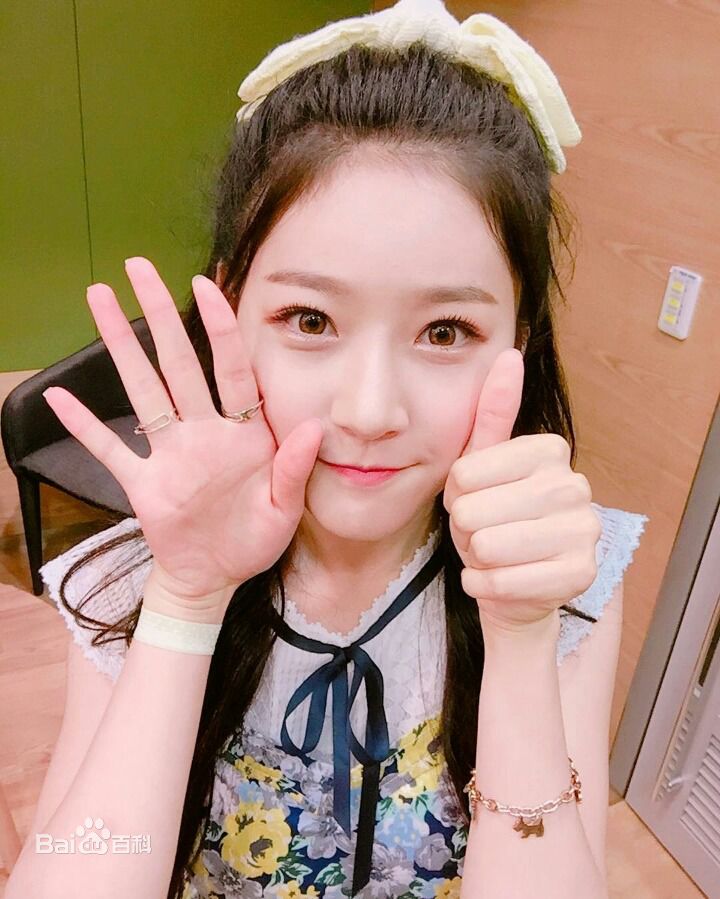 金赛纶(/Kim Sae ron)生活壁纸壁纸