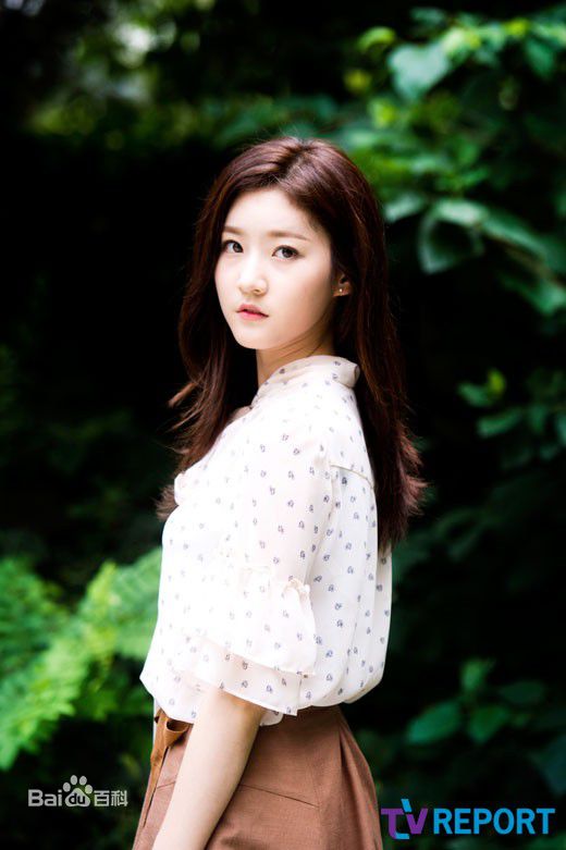 金赛纶(/Kim Sae ron)2016采访生活照相册