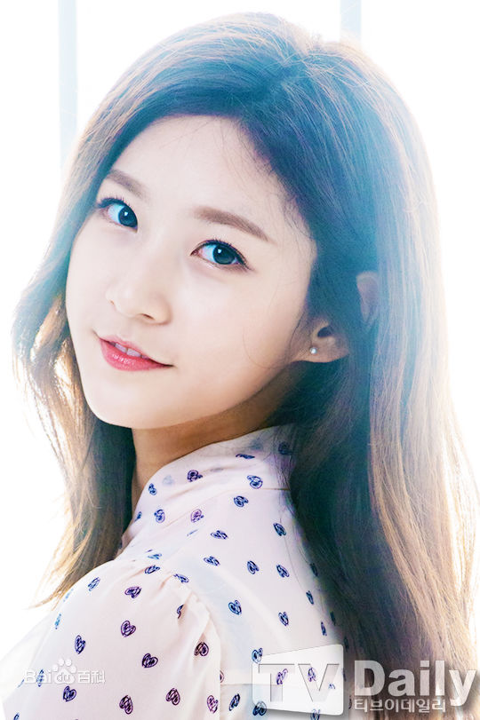 金赛纶(/Kim Sae ron)2016采访生活照相册