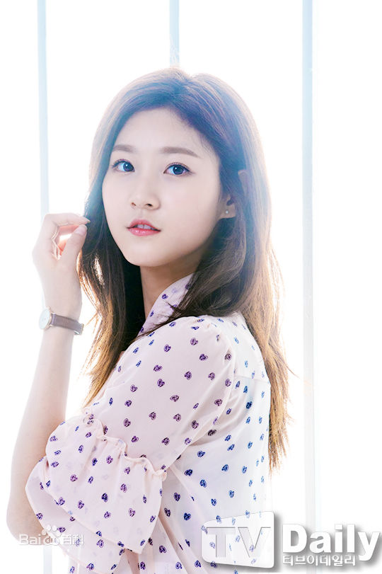 金赛纶(/Kim Sae ron)2016采访生活照相册