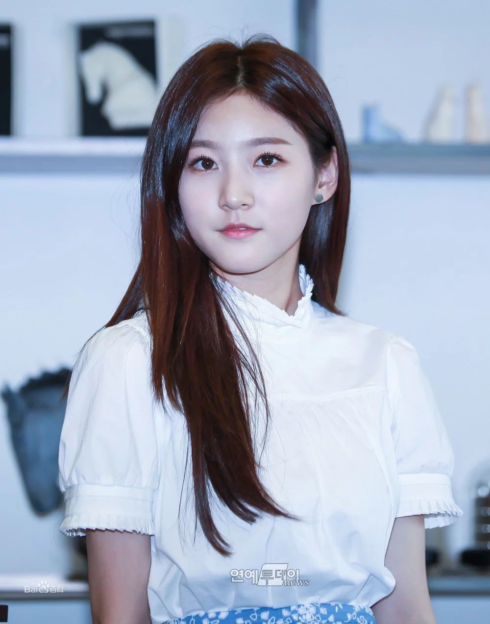 金赛纶(/Kim Sae ron)2016采访生活照相册