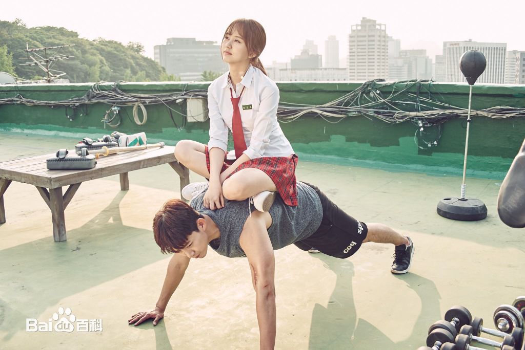 金所泫(，Kim So Hyun)金所炫影视照前后照片