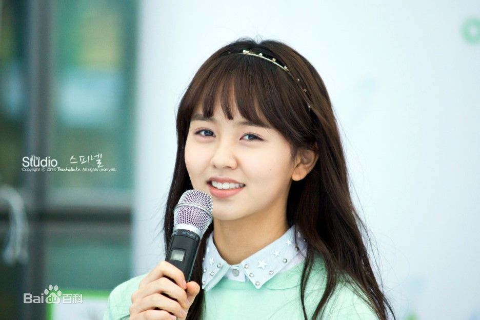 金所泫(，Kim So Hyun)金所炫出席活动照壁纸壁纸