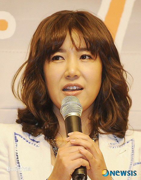 柳好贞(Yoo Ho jung)邻居冤家前后照片