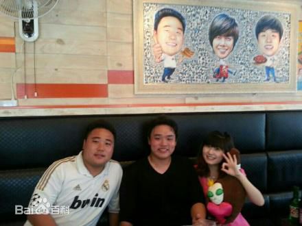 金贤重((韩)Kim Hyun Joong(英)キム·ヒョンジュン(日))鱼叉炸鸡店图片图集