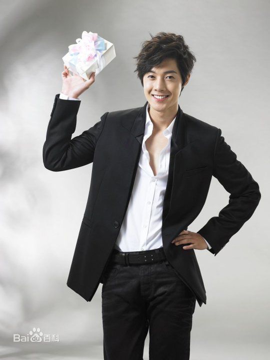 高清金贤重((韩)Kim Hyun Joong(英)キム·ヒョンジュン(日))精彩图册