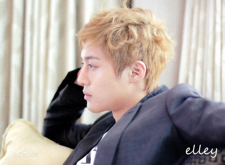 金贤重((韩)Kim Hyun Joong(英)キム·ヒョンジュン(日))2011最新照图片图册