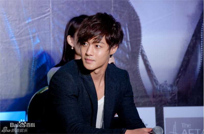 最优质金贤重((韩)Kim Hyun Joong(英)キム·ヒョンジュン(日))精彩图册