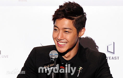 最新金贤重((韩)Kim Hyun Joong(英)キム·ヒョンジュン(日))精彩图册