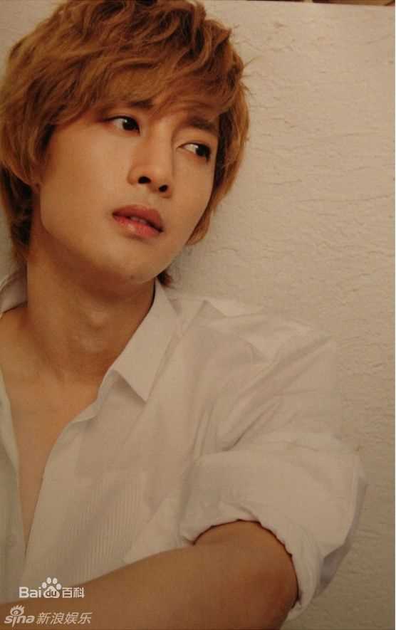 高清金贤重((韩)Kim Hyun Joong(英)キム·ヒョンジュン(日))精彩图册