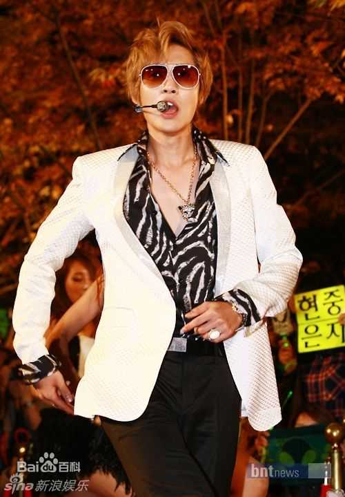 高清金贤重((韩)Kim Hyun Joong(英)キム·ヒョンジュン(日))精彩图册