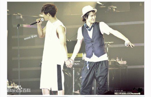 金贤重((韩)Kim Hyun Joong(英)キム·ヒョンジュン(日))中村直树与前后照片