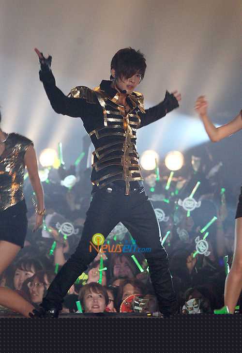 精选金贤重((韩)Kim Hyun Joong(英)キム·ヒョンジュン(日))精彩图册