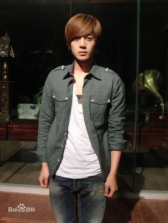 精选金贤重((韩)Kim Hyun Joong(英)キム·ヒョンジュン(日))精彩图册