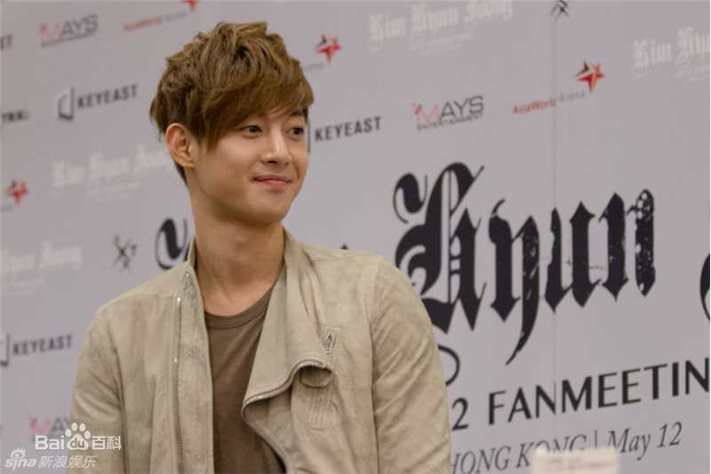最新金贤重((韩)Kim Hyun Joong(英)キム·ヒョンジュン(日))精彩图册