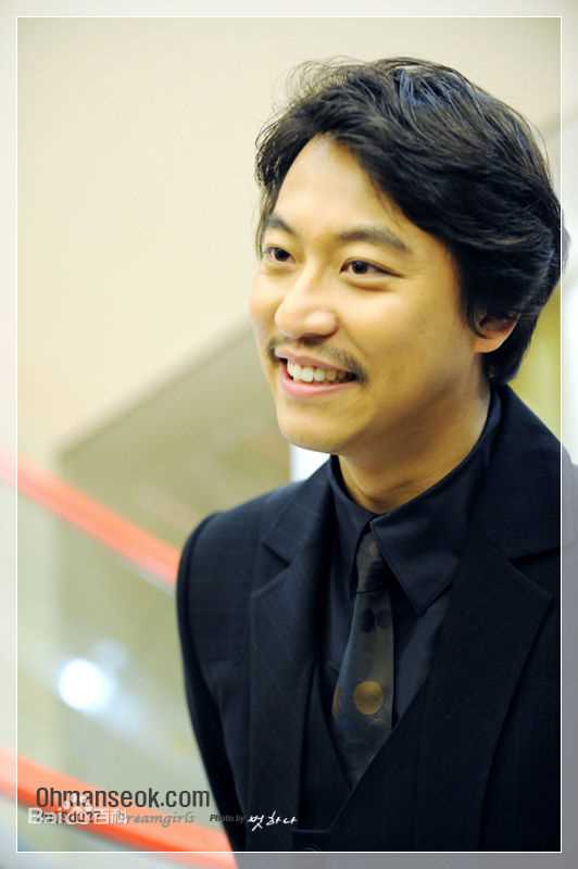 吴万石(Oh Man Seok)出席活动前后照片