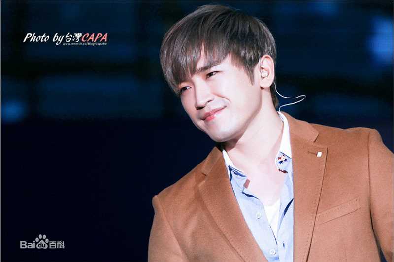 李玟雨(Lee Min Woo/)FM生活照