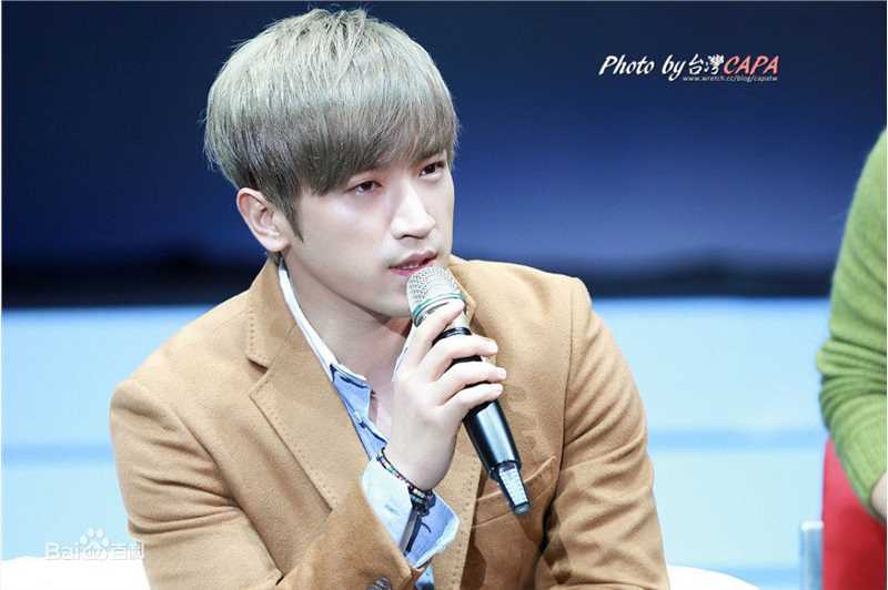 李玟雨(Lee Min Woo/)FM生活照