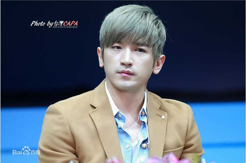 李玟雨(Lee Min Woo/)FM生活照