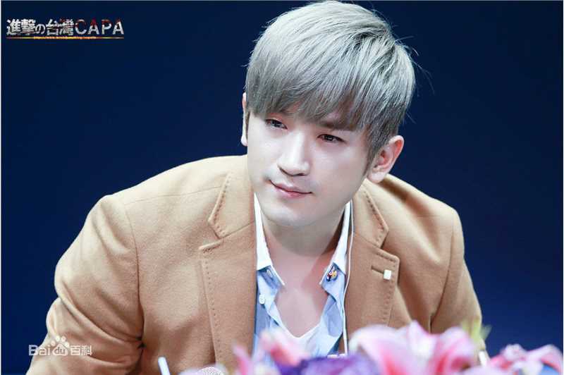 李玟雨(Lee Min Woo/)FM生活照