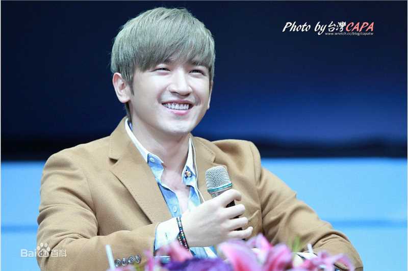 李玟雨(Lee Min Woo/)FM生活照