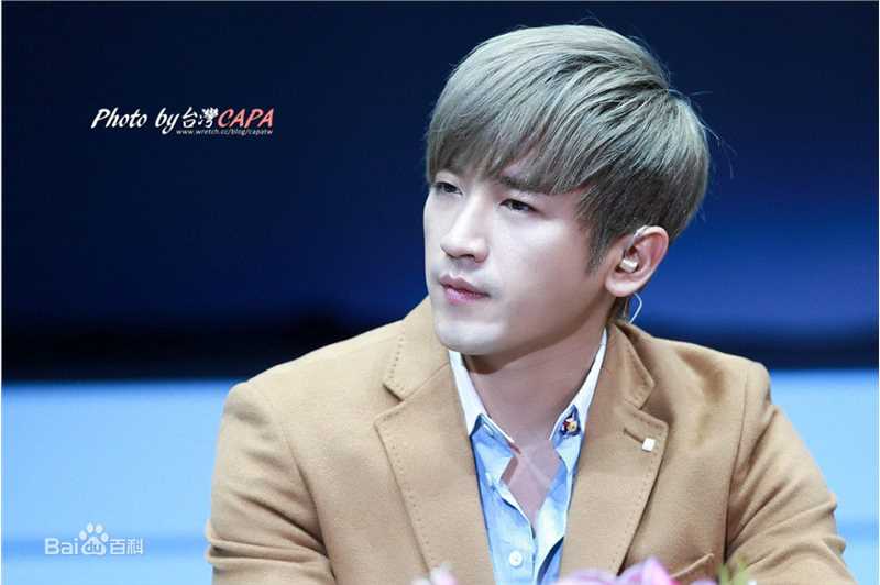 李玟雨(Lee Min Woo/)FM生活照