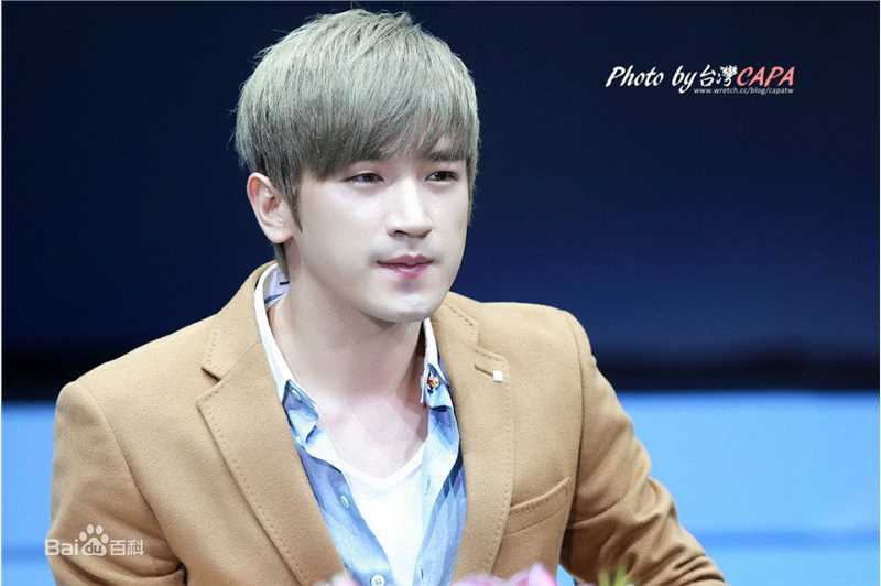 李玟雨(Lee Min Woo/)FM生活照