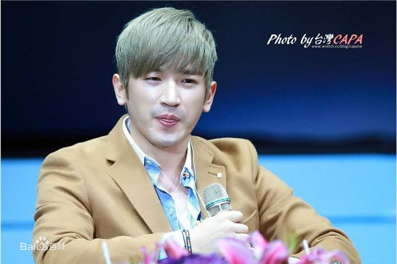 李玟雨(Lee Min Woo/)FM生活照