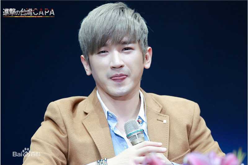 李玟雨(Lee Min Woo/)FM生活照