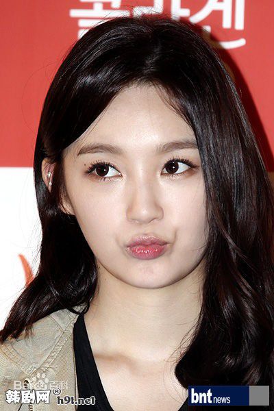 姜敏京(，Kang Min Kyung)广告代言性感图片图集