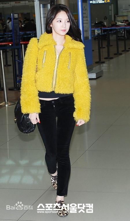 姜敏京(，Kang Min Kyung)国外活动壁纸壁纸