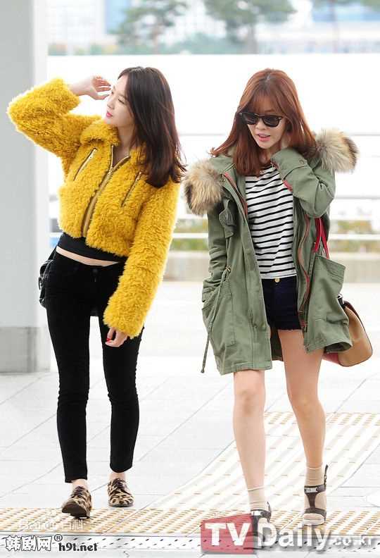 姜敏京(，Kang Min Kyung)国外活动壁纸壁纸