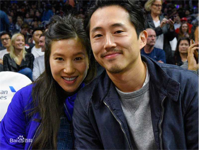史蒂文·元(Steven Yeun)和妻子Joana Pak素颜照相册