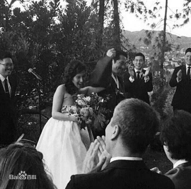 史蒂文·元(Steven Yeun)和妻子Joana Pak素颜照相册