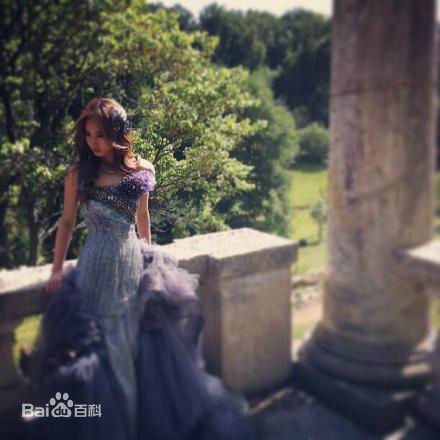 权俞利(，Kwon Yu Ri，クォンユリ)IG微博照片壁纸壁纸