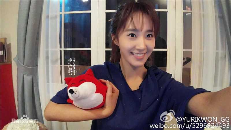 权俞利(，Kwon Yu Ri，クォンユリ)IG微博照片壁纸壁纸