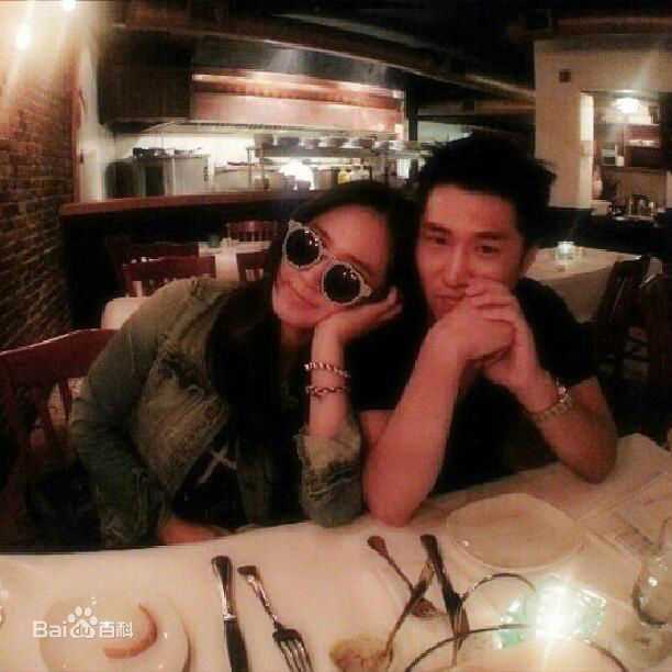 权俞利(，Kwon Yu Ri，クォンユリ)IG微博照片壁纸壁纸