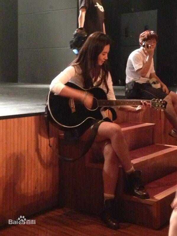 权俞利(，Kwon Yu Ri，クォンユリ)IG微博照片壁纸壁纸