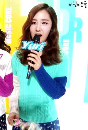 权俞利(，Kwon Yu Ri，クォンユリ)舞台上的俞利图册