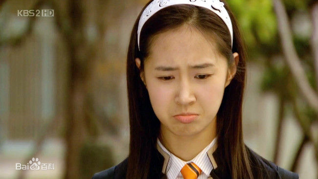 最全权俞利(，Kwon Yu Ri，クォンユリ)在《无阻的婚姻》中的壁纸