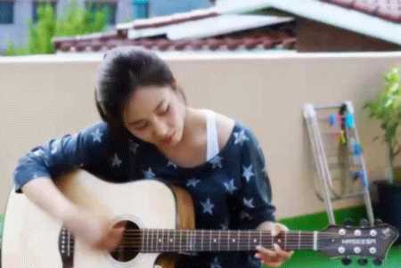 最全权俞利(，Kwon Yu Ri，クォンユリ)在《No Breathing》中的壁纸