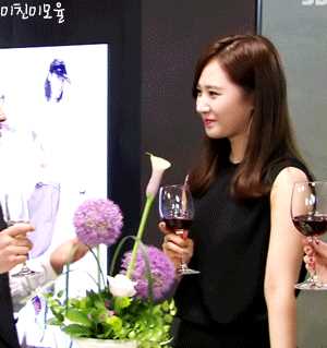 最全权俞利(，Kwon Yu Ri，クォンユリ)在《时尚王》中的壁纸