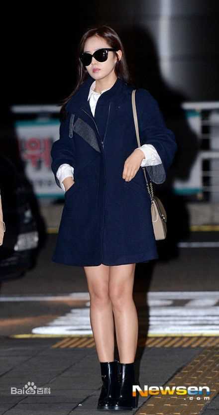 权俞利(，Kwon Yu Ri，クォンユリ)黑白时尚前后照片