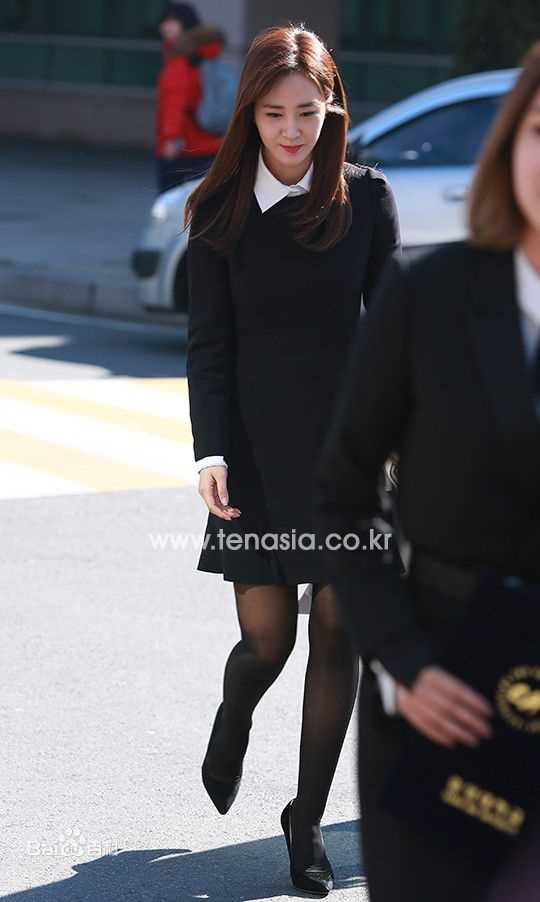 权俞利(，Kwon Yu Ri，クォンユリ)中央大学毕业照生活照相册