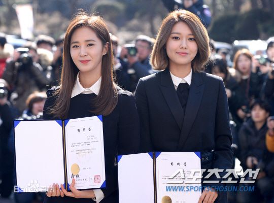 权俞利(，Kwon Yu Ri，クォンユリ)中央大学毕业照生活照相册