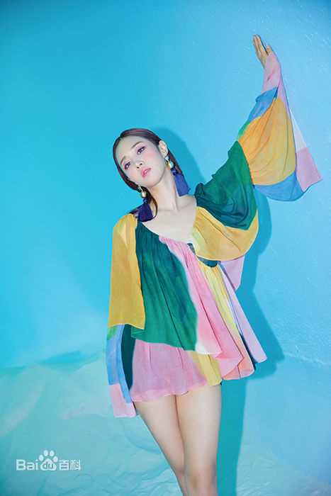 最全权俞利(，Kwon Yu Ri，クォンユリ)在《The First Scene》中的壁纸