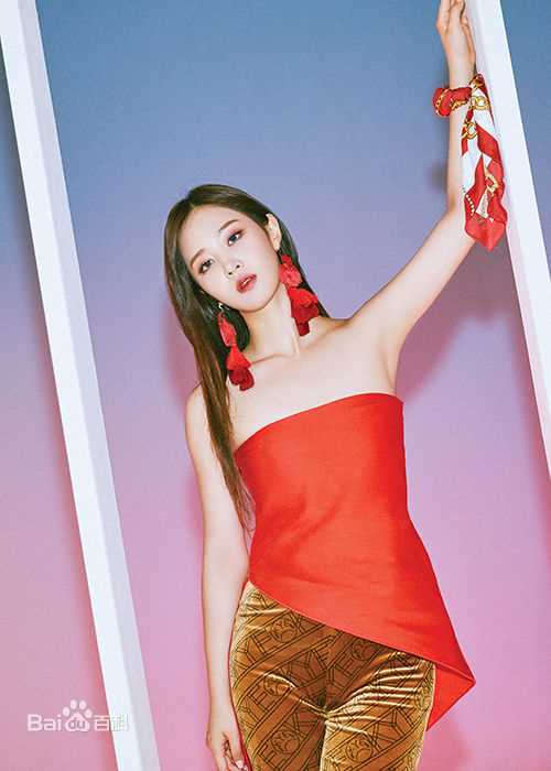 最全权俞利(，Kwon Yu Ri，クォンユリ)在《The First Scene》中的壁纸