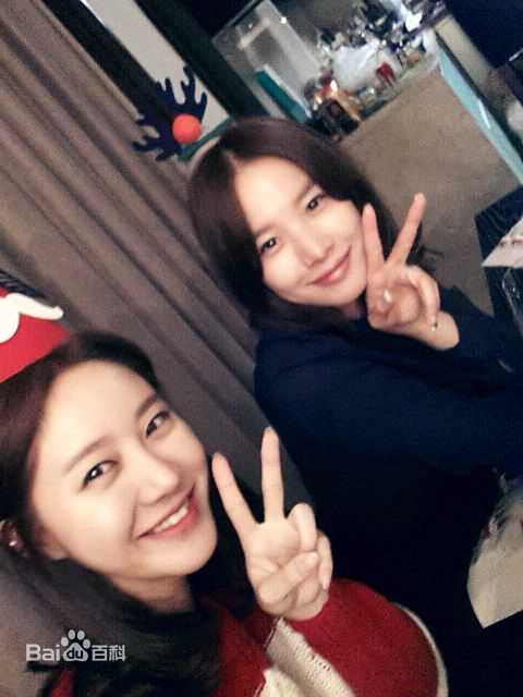 赵伦熙(，Cho Youn Hee)赵允熙个人生活图集壁纸壁纸